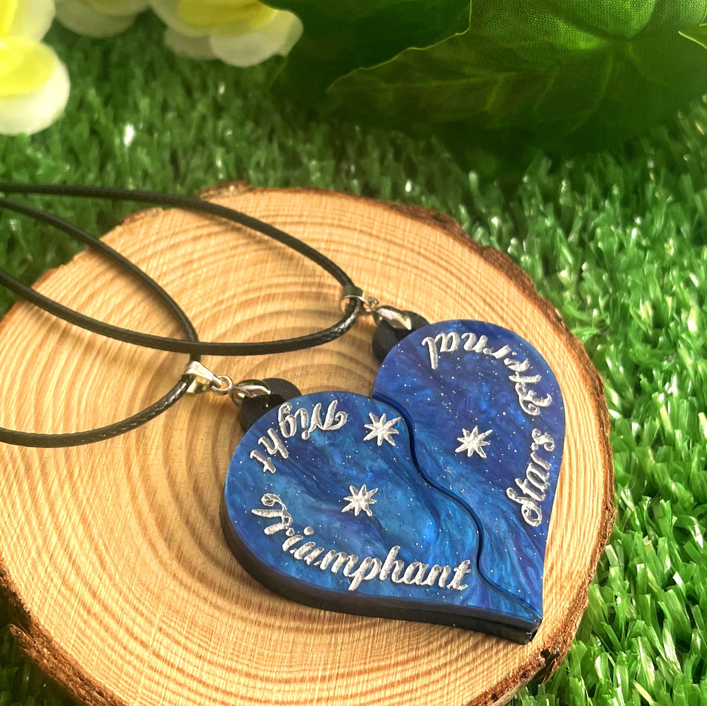 Officially Licensed Sarah J. Maas Night & Stars Pendant Set