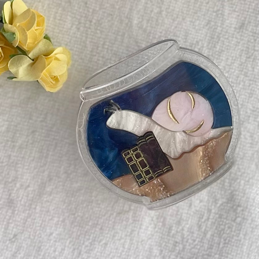 *NEW* Fishbowl Readers Brooch - Snail