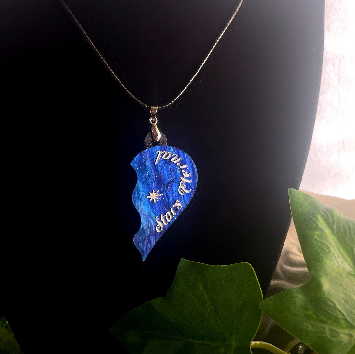 Officially Licensed Sarah J. Maas Night & Stars Pendant Set