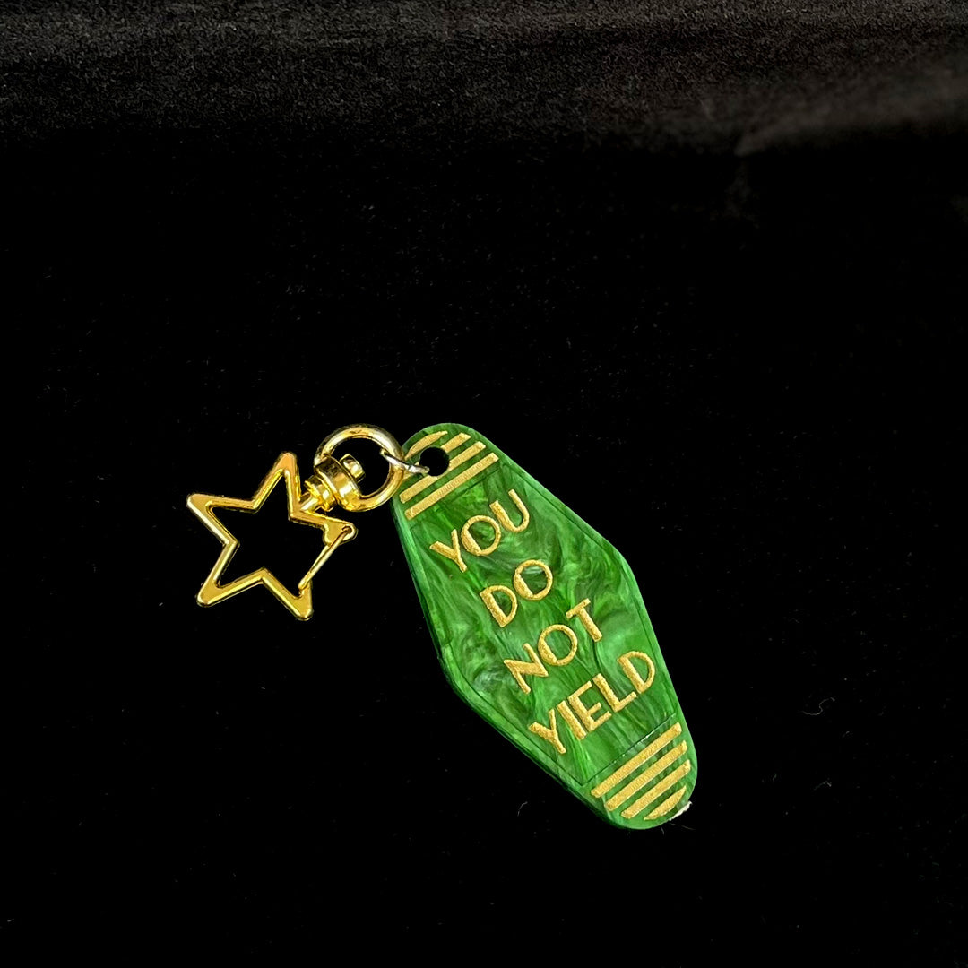 *NEW* Officially Licensed: Throne of Glass Retro Motel Keyrings