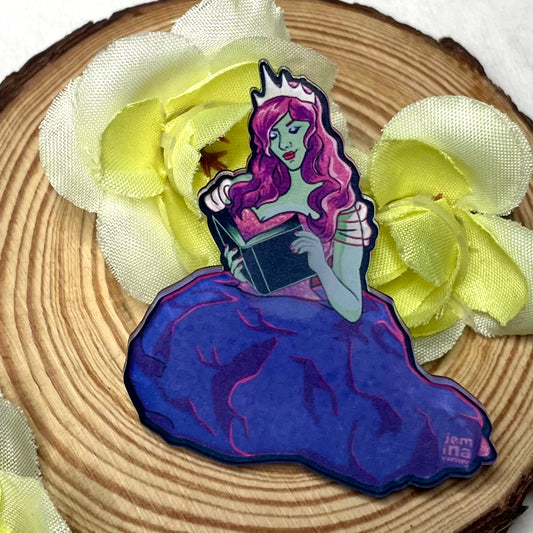 *NEW* Art Pin - Alien Princess Reader